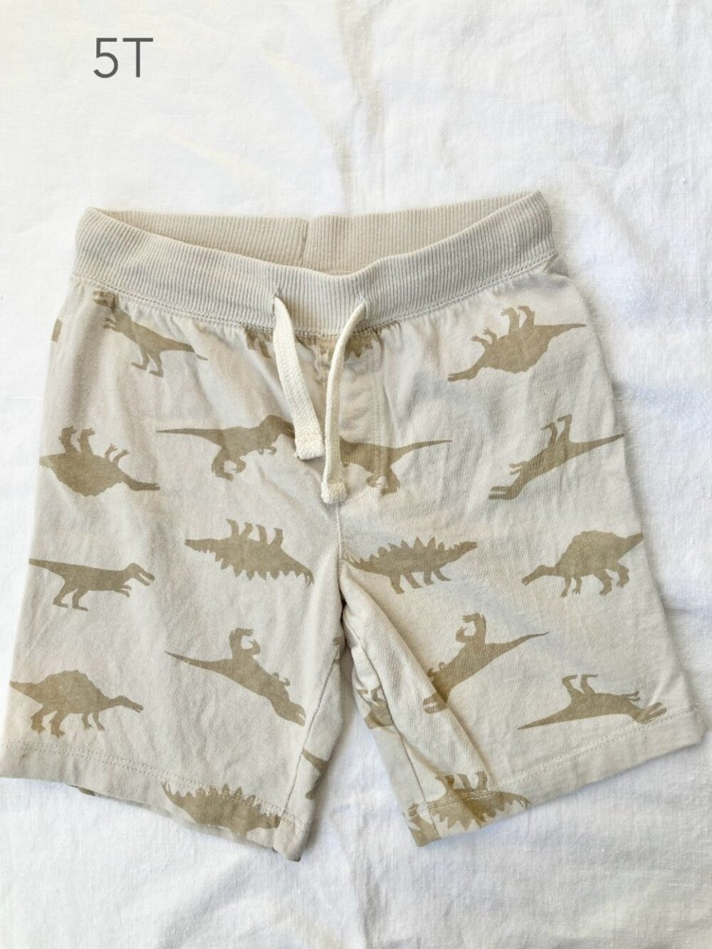 (🎨$3 PLAY) Old Navy 5T Toddler Boy Girl Tan Dinosaur Shorts Summer Neutral